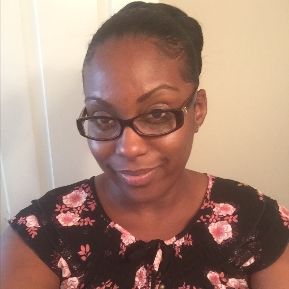 Meet your Posher, Tavia